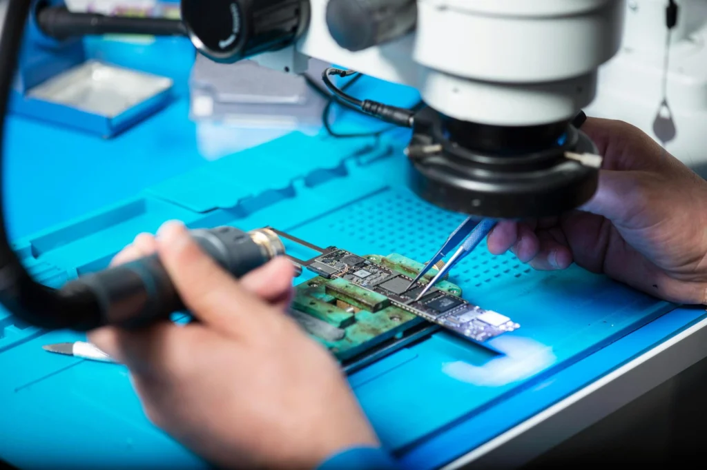 Riparazione iPhone a Lecce: tempi, costi e soluzioni rapide 4 img art riparazione iphone lecce